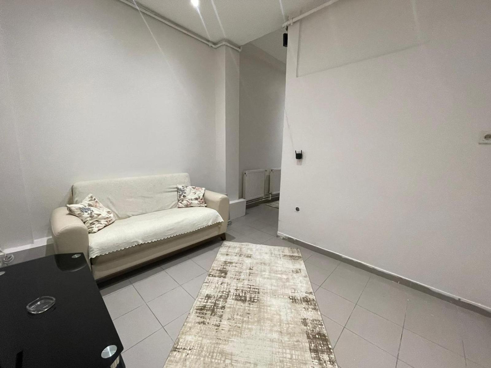 Taksim Square 2plus1 Big Flat On The Center With 2 Bathroom Apartment