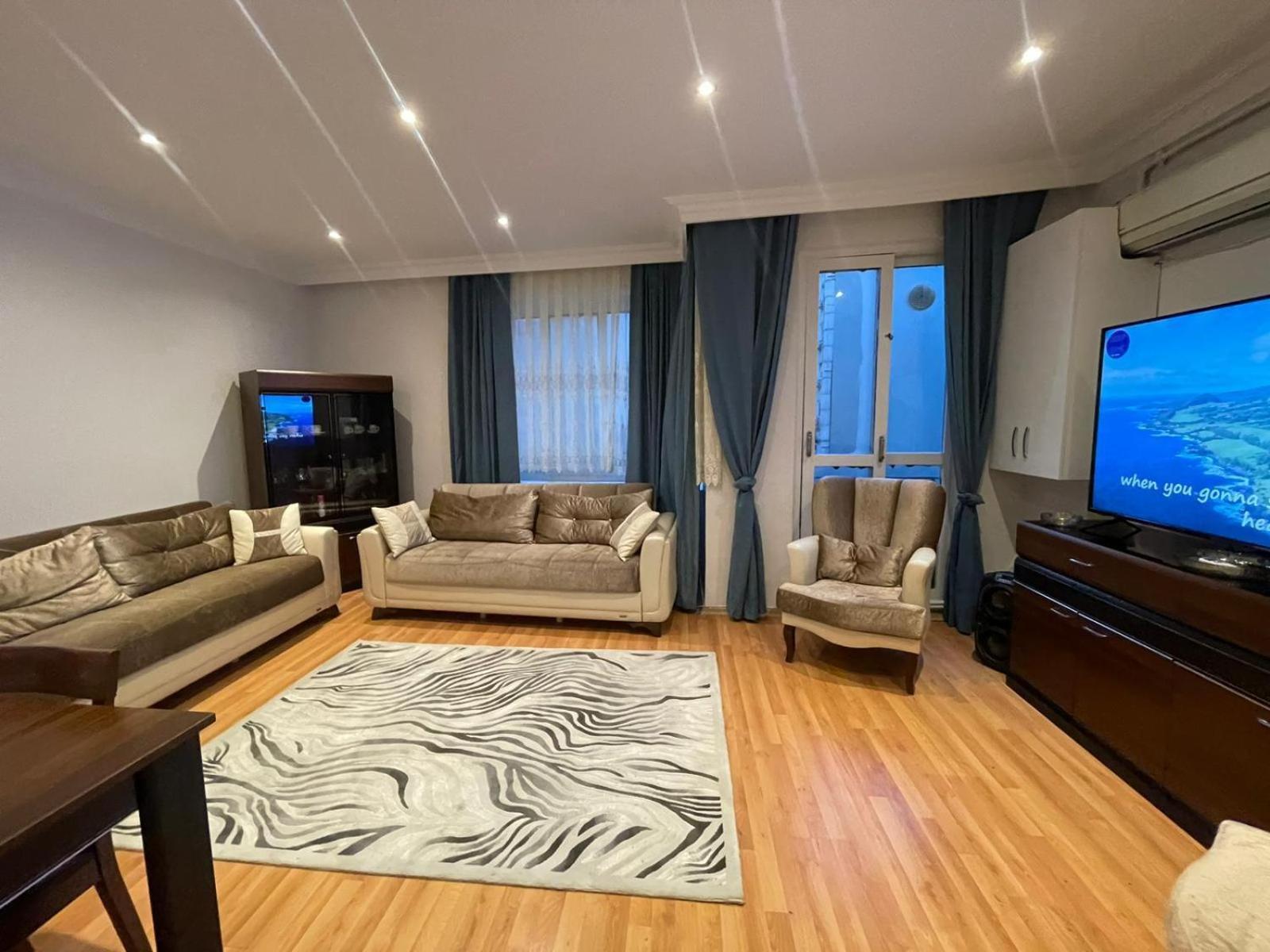 Taksim Square 2plus1 Big Flat On The Center With 2 Bathroom *