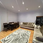 Taksim Square 2Plus1 Big Flat On The Center With 2 Bathroom
