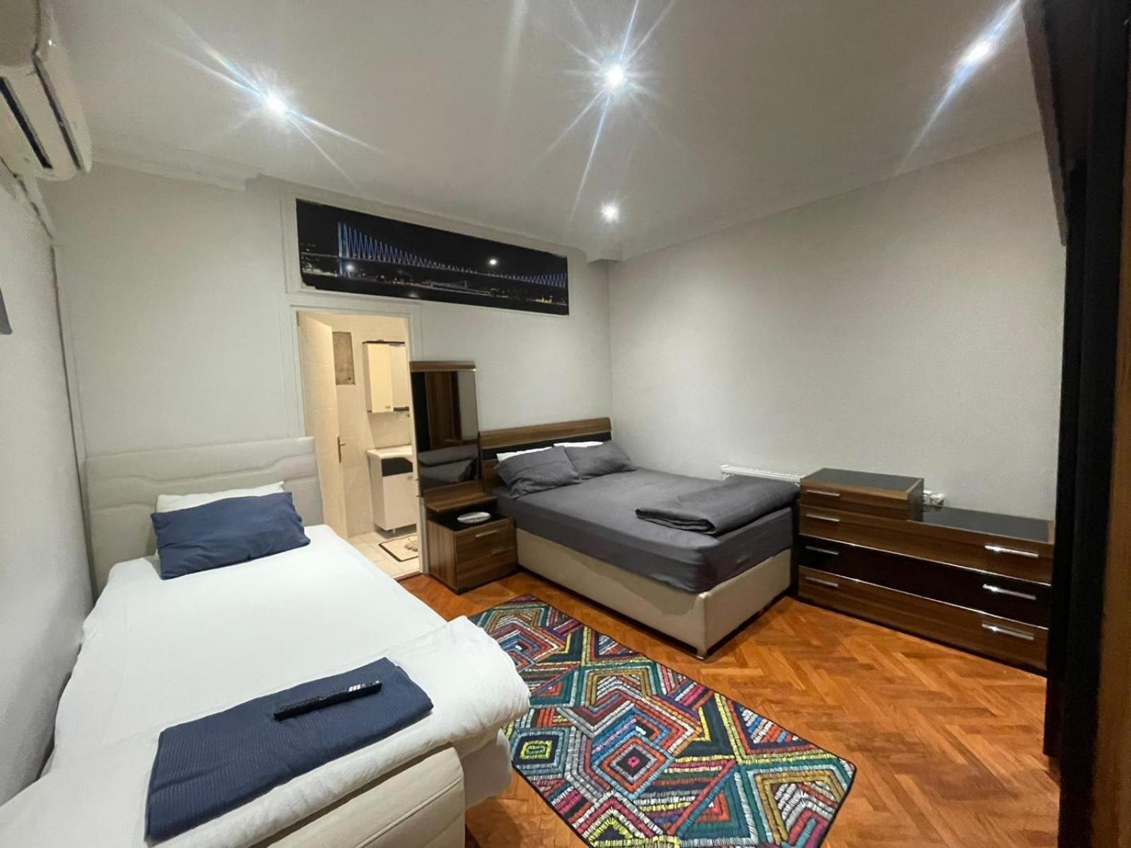 Taksim Square 2plus1 Big Flat On The Center With 2 Bathroom İstanbul